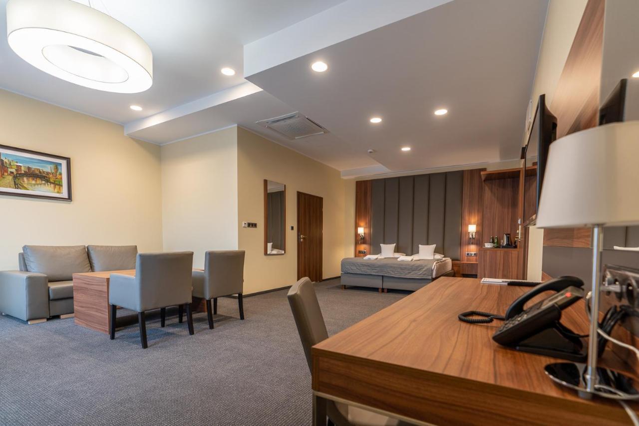 Hotel Wodnik Bydgoszcz Ngoại thất bức ảnh