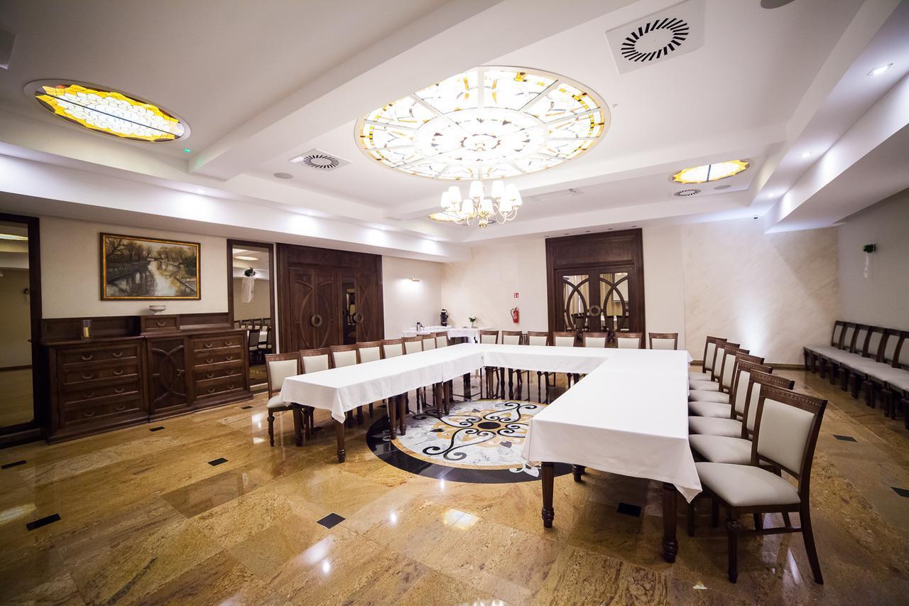 Hotel Wodnik Bydgoszcz Ngoại thất bức ảnh